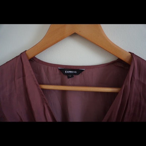 Express Top - Picture 2 of 3